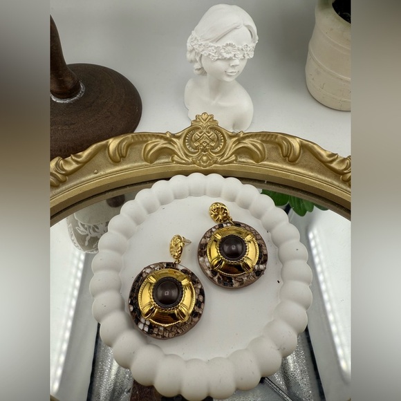 Anthropologie Glam Galaxy Statement Drops - Picture 6 of 11